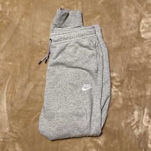 Nike Sweatpants